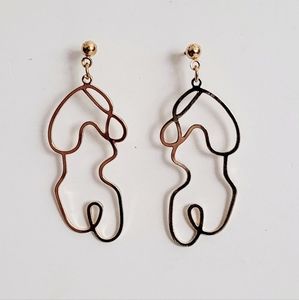 Gold Abstract Earrings💫